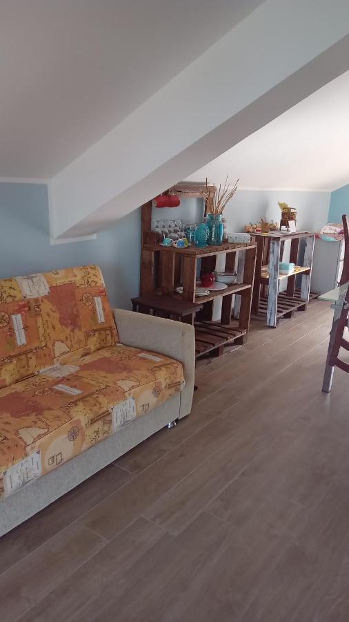 Mansarda A Noli Villa Buitenkant foto