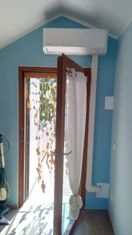 Mansarda A Noli Villa Buitenkant foto