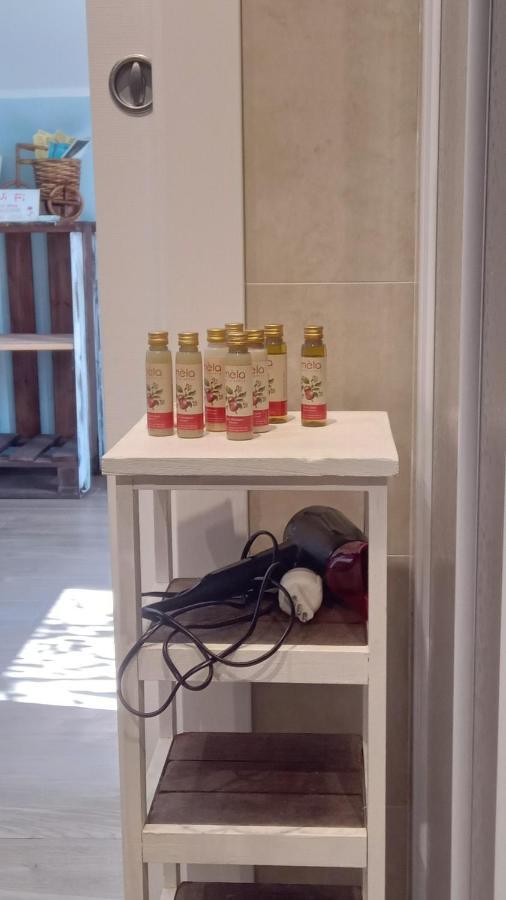 Mansarda A Noli Villa Buitenkant foto