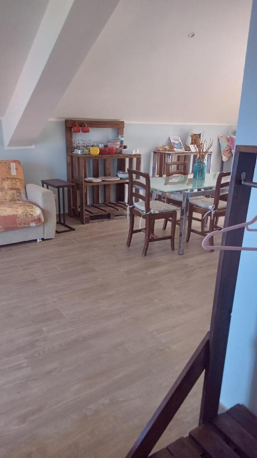 Mansarda A Noli Villa Buitenkant foto