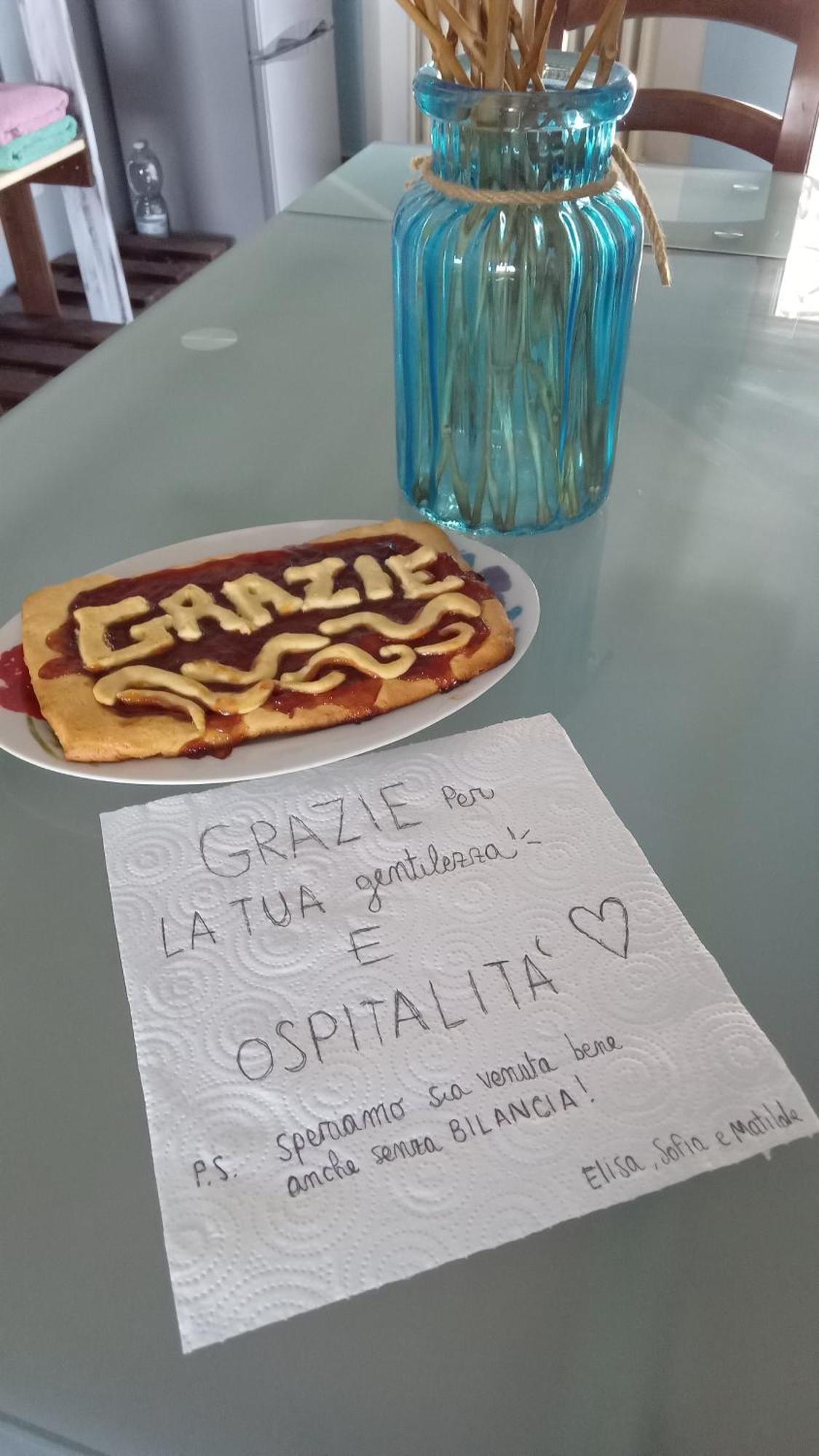 Mansarda A Noli Villa Buitenkant foto